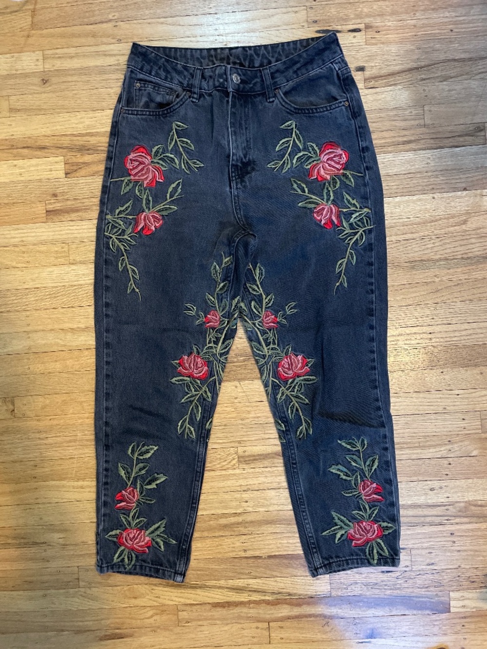 Floral Embroidery Jeans
